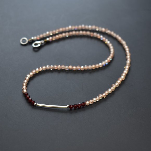 Dainty multi stone bar necklace, unusual tiny gemstone crystal choker - Picture 6 of 8
